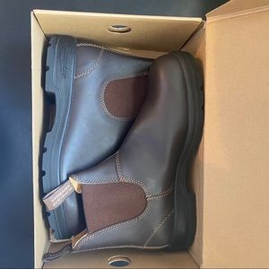 Blundstone Unisex 550 Rugged Lux Boot 9W/7M